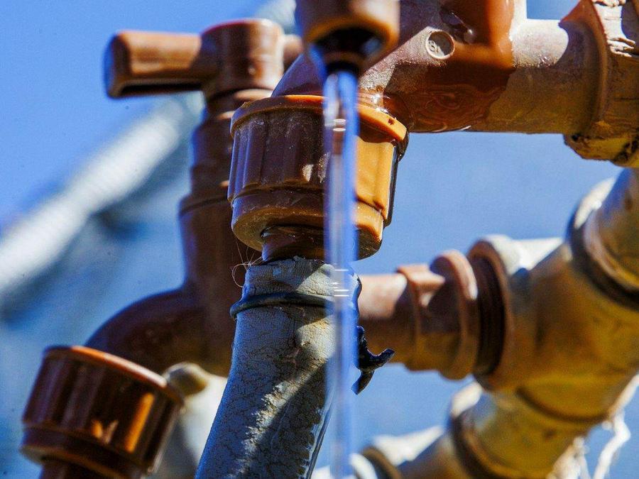 Outdoor water pipe and regulator fittings
